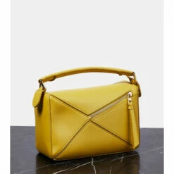 Loewe X Howl's Moving Castle Heen Puzzle Small Leather Shoulder Bag 7 Loewe X Howl's Moving Castle Heen Puzzle Small Leather Shoulder Bag -Loewe Shop unnamed file 107