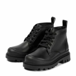 Loewe Leather Ankle Boots -Loewe Shop unnamed file 1074