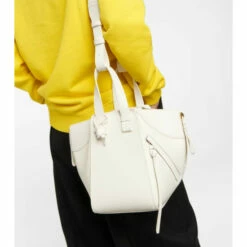 Loewe Hammock Compact Leather Tote Bag -Loewe Shop unnamed file 1085