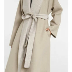 Loewe Anagram Jacquard Wool Coat 7 Loewe Anagram Jacquard Wool Coat -Loewe Shop unnamed file 1128
