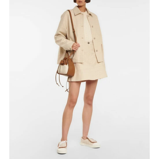 Loewe Hammock Mini Shoulder Bag 4 Loewe Hammock Mini Shoulder Bag - Image 4