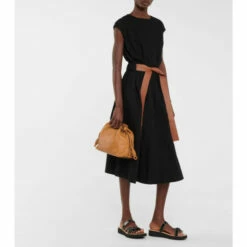 Loewe Flamenco Leather Clutch -Loewe Shop unnamed file 1705