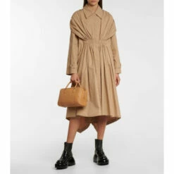 Loewe Amazona 28 Leather Tote 7 Loewe Amazona 28 Leather Tote -Loewe Shop unnamed file 1792