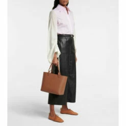 Loewe Anagram Small Leather Tote -Loewe Shop unnamed file 1809