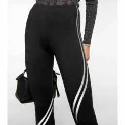 Loewe High-rise Logo Leggings 7 Loewe High-rise Logo Leggings -Loewe Shop unnamed file 1919