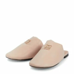 Loewe Padded Anagram Leather Slippers -Loewe Shop unnamed file 1966