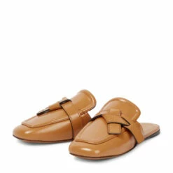 Loewe Gate Leather Slippers -Loewe Shop unnamed file 1971
