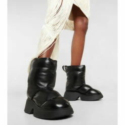 Loewe Padded Leather Boots -Loewe Shop unnamed file 1998