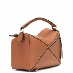 Loewe Puzzle Medium Leather Shoulder Bag 8 Loewe Puzzle Medium Leather Shoulder Bag -Loewe Shop unnamed file 208