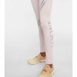 Loewe Logo Leggings 7 Loewe Logo Leggings -Loewe Shop unnamed file 2158