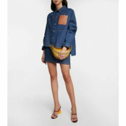 Loewe Luna Small Jacquard Shoulder Bag 8 Loewe Luna Small Jacquard Shoulder Bag -Loewe Shop unnamed file 2197