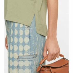 Loewe Anagram Oversized Jersey T-shirt 7 Loewe Anagram Oversized Jersey T-shirt -Loewe Shop unnamed file 2244