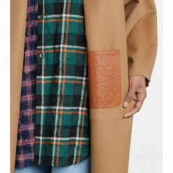 Loewe Belted Wool And Cashmere Coat -Loewe Shop unnamed file 2259