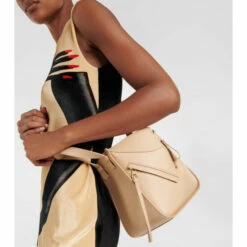 Loewe Hammock Small Leather Shoulder Bag -Loewe Shop unnamed file 2323