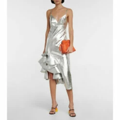 Loewe Flamenco Chain Mini Leather Clutch -Loewe Shop unnamed file 2416