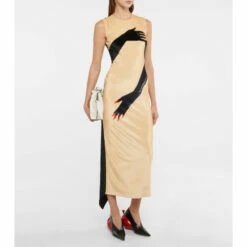 Loewe Flamenco Leather Clutch -Loewe Shop unnamed file 2507