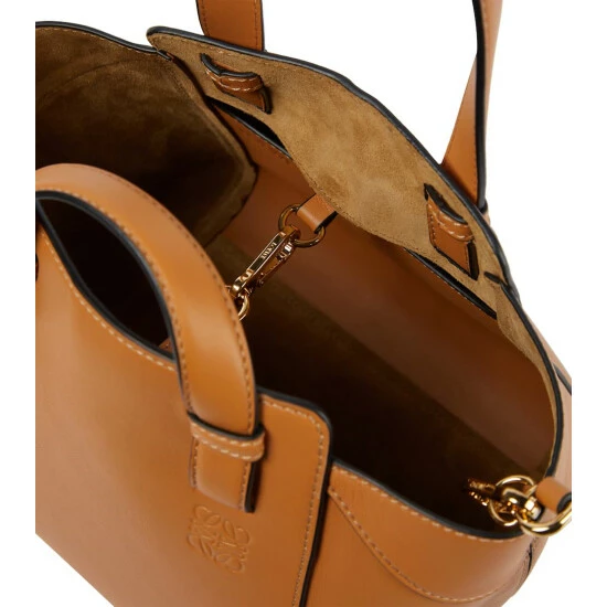 Loewe Hammock Small Leather Shoulder Bag 2 Loewe Hammock Small Leather Shoulder Bag - Image 2