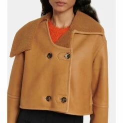 Loewe Shearling-trimmed Leather Jacket 6 Loewe Shearling-trimmed Leather Jacket -Loewe Shop unnamed file 2555