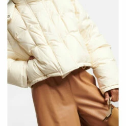 Loewe Cropped Puffer Jacket -Loewe Shop unnamed file 2708