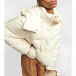 Loewe Cropped Puffer Jacket -Loewe Shop unnamed file 2709