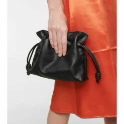 Loewe Flamenco Chain Mini Leather Clutch 9 Loewe Flamenco Chain Mini Leather Clutch -Loewe Shop unnamed file 2757