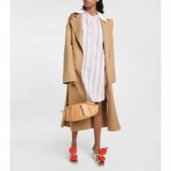 Loewe Paseo Small Leather Tote Bag -Loewe Shop unnamed file 282