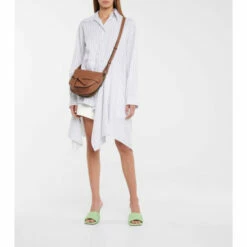 Loewe Gate Small Leather Shoulder Bag 7 Loewe Gate Small Leather Shoulder Bag -Loewe Shop unnamed file 2860