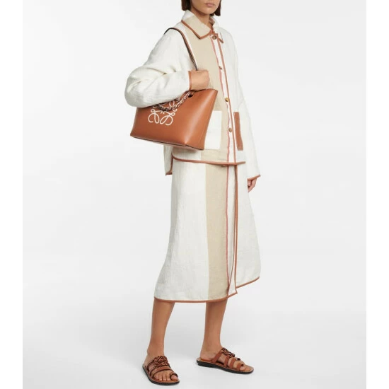 Loewe Anagram Leather Tote 4 Loewe Anagram Leather Tote - Image 4