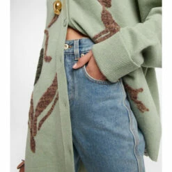 Loewe Anagram High-rise Cropped Jeans 7 Loewe Anagram High-rise Cropped Jeans -Loewe Shop unnamed file 3069