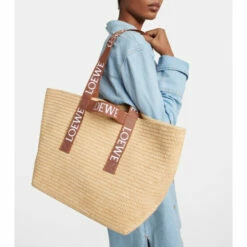 Loewe Fold Raffia Tote Bag -Loewe Shop unnamed file 416