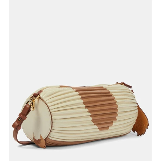 Loewe X Howl's Moving Castle Heen Bracelet Convertible Leather Shoulder Bag 3 Loewe X Howl's Moving Castle Heen Bracelet Convertible Leather Shoulder Bag - Image 3