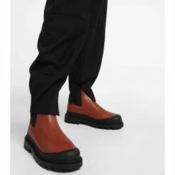 Loewe Leather Chelsea Boots -Loewe Shop unnamed file 623