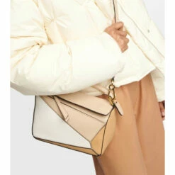 Loewe Puzzle Small Leather Shoulder Bag -Loewe Shop unnamed file 647