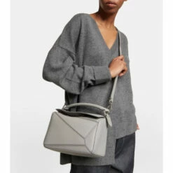 Loewe Puzzle Small Leather Shoulder Bag 8 Loewe Puzzle Small Leather Shoulder Bag -Loewe Shop unnamed file 684