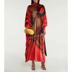 Loewe Bracelet Convertible Leather Shoulder Bag 8 Loewe Bracelet Convertible Leather Shoulder Bag -Loewe Shop unnamed file 708