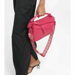 Loewe Puzzle Leather Shoulder Bag -Loewe Shop unnamed file 802