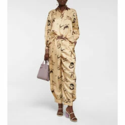 Loewe Hammock Compact Leather Tote Bag -Loewe Shop unnamed file 846