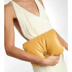 Loewe Goya Puffer Small Leather Shoulder Bag -Loewe Shop unnamed file 886