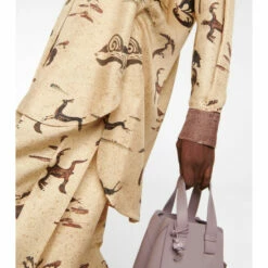 Loewe Printed Silk Shirt 7 Loewe Printed Silk Shirt -Loewe Shop unnamed file 890