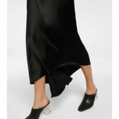 Loewe Off-shoulder Maxi Dress -Loewe Shop unnamed file 948